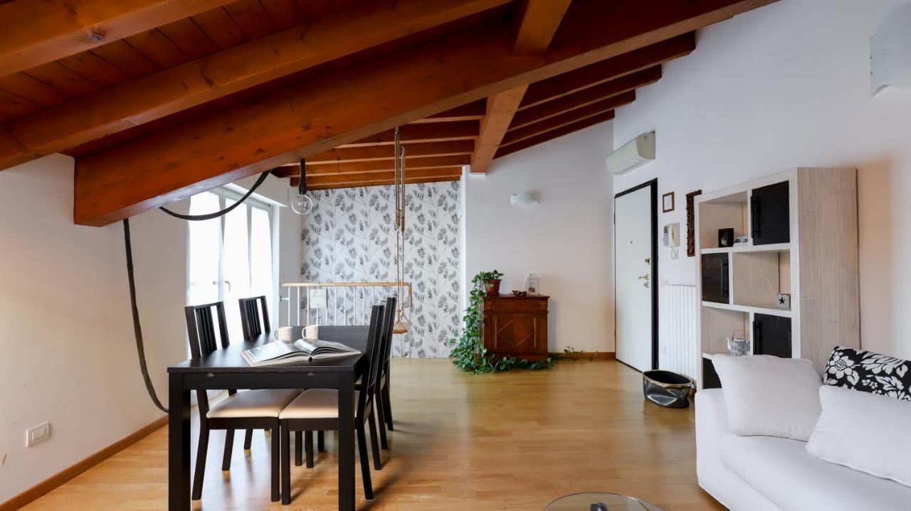 Italianway - Colombo 4 Appartement Villasanta Buitenkant foto